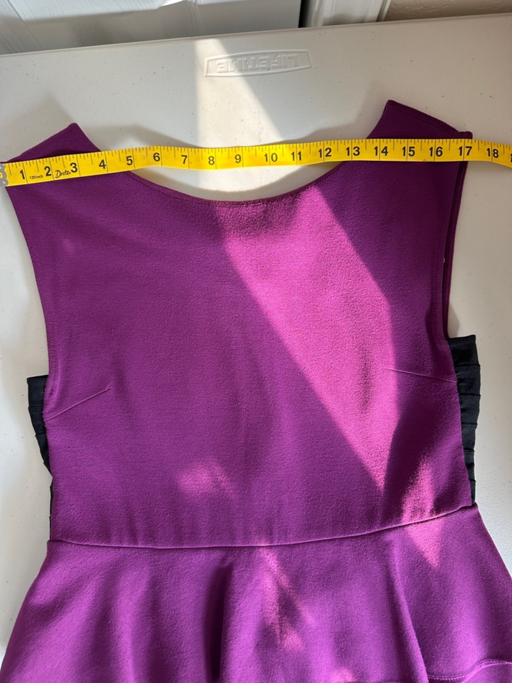 Alice + Olivia Magenta Sheath Dress with Peplum Detail Size 12 - Picture 5 of 12